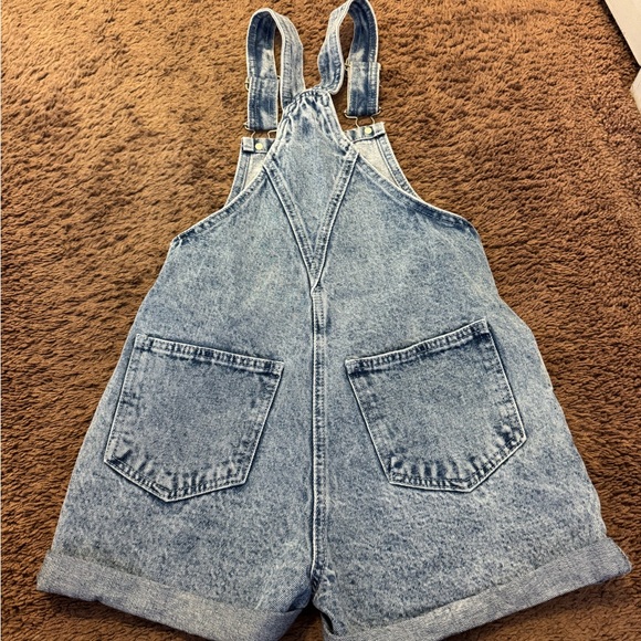 2 FOR $20 SHEIN Distressed Denim Short Overalls Bibs Acid Wash Stretch 2 - Picture 6 of 8